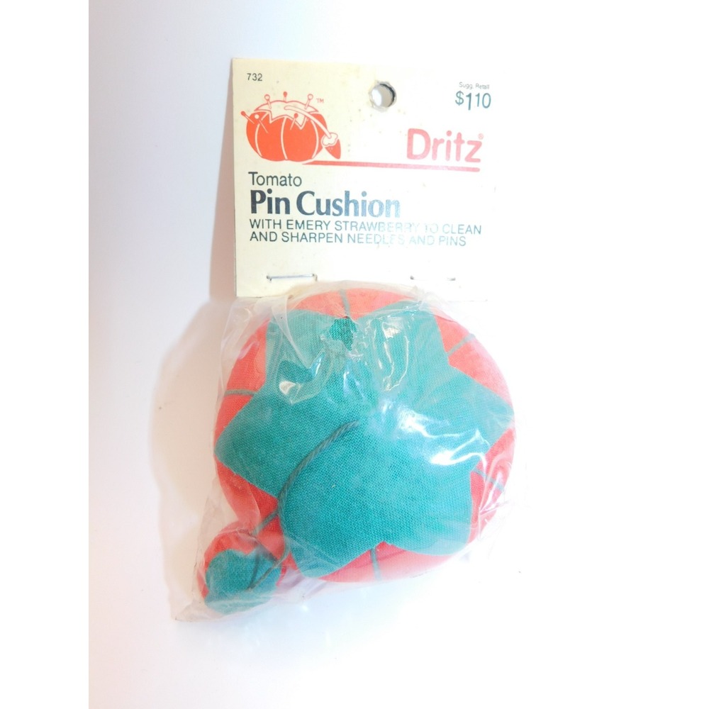 Vintage Pin Cushion Tomato Strawberry Dritz New In Package